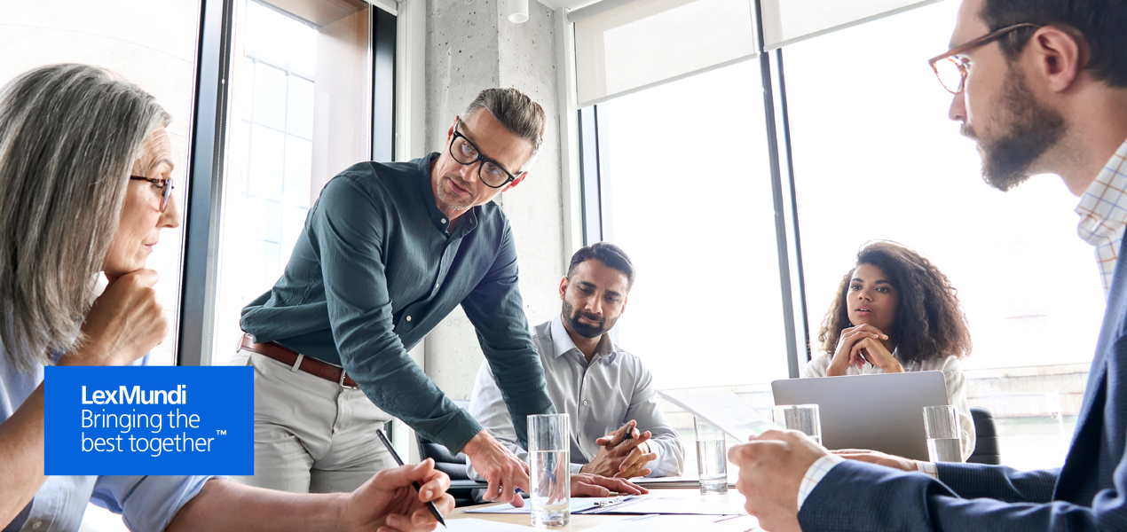 Discussion lors de la réunion d'équipe